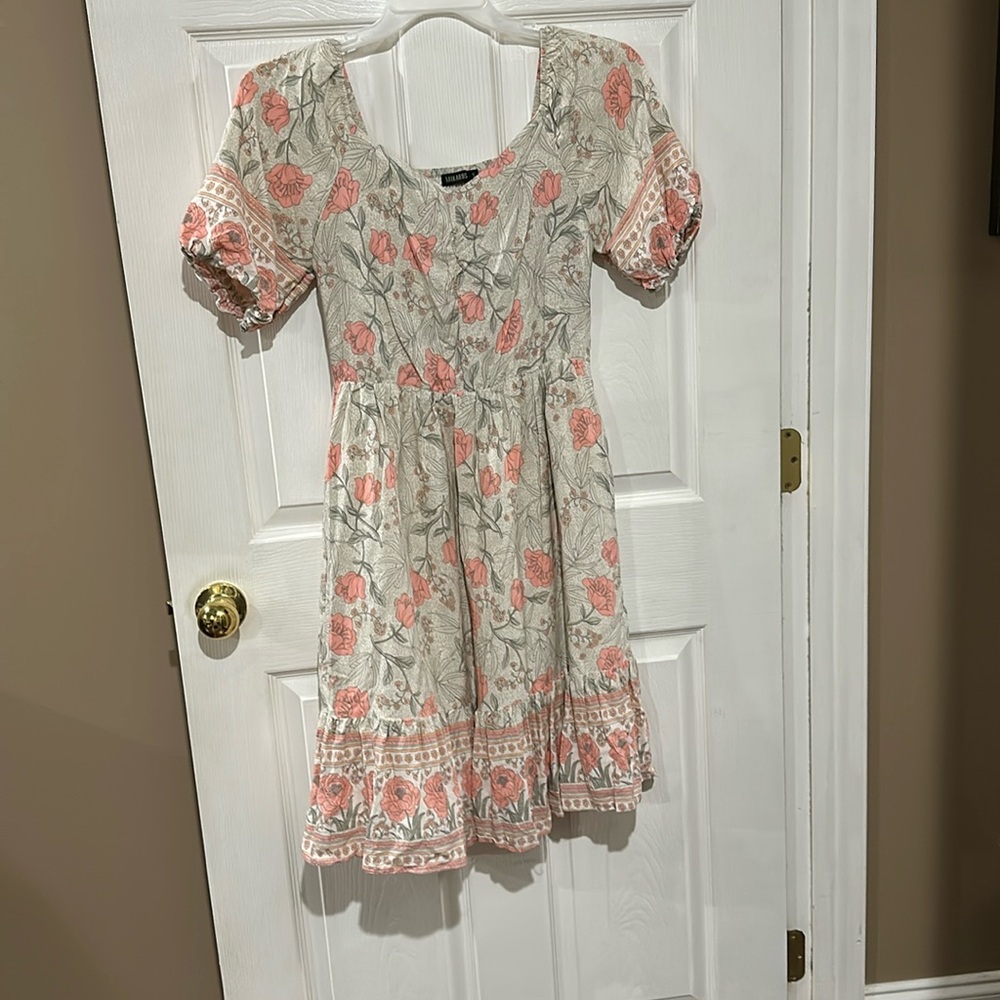 Women’s dress